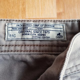 Pantalón corto hombre beige