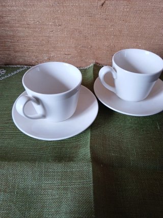 2 Tazzine Villeroy & Boch in porcellana con piatti
