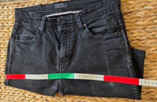 Pantalón corto vaquero negro