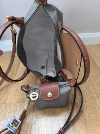 Bolso Long. con bandolera y monedero gris claro