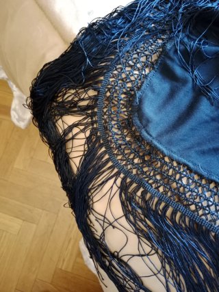 Mantón de Manila grande bordado nuevo