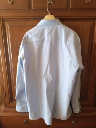 Camisa azul claro manga larga