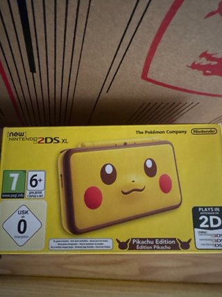 New Nintendo 2DS XL - Pikachu Edition