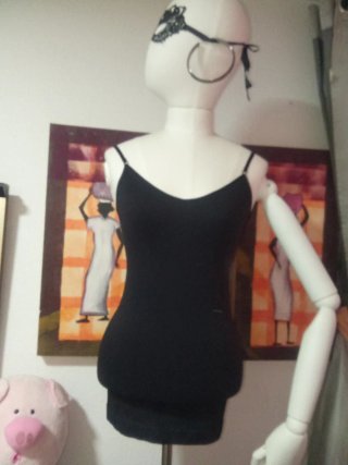 Top T.M tirantes licra negra