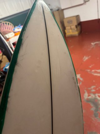 Tabla Surf Pukas Dark Axel Lorentz 5'11