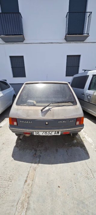 Peugeot 205 1988