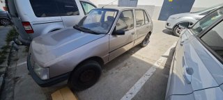 Peugeot 205 1988
