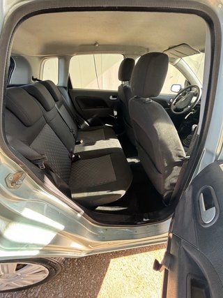 Ford Fiesta 2004