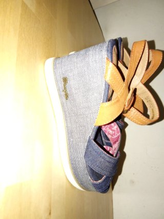 Sandali in jeans blu e marroni