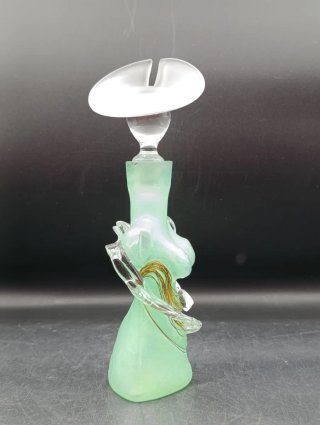 Botella de vidrio soplado artística