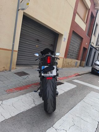 Yamaha R7 Negra