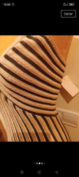 Vestido de punto con espalda descubierta