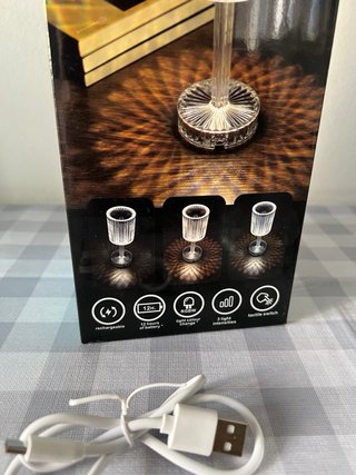 Lampada da tavolo in cristallo RGBW
