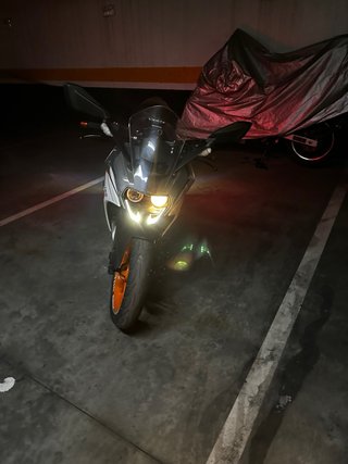 KTM RC 125 2018 Negra, Naranja y Blanca