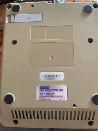 Super Nintendo Entertainment System con Super Mari
