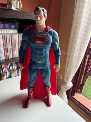 Lote 3 Giochi PS4 più figura di Superman