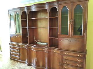 Mueble de salón clásico caoba
