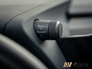 Lexus UX250h UX 250h Premium 184 2024 Unico Prop.