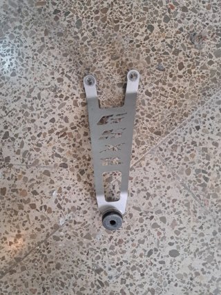 Soporte Escape Suzuki GSXR