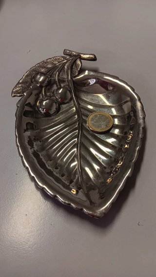 Piattino foglia ciliegia metallo argentato