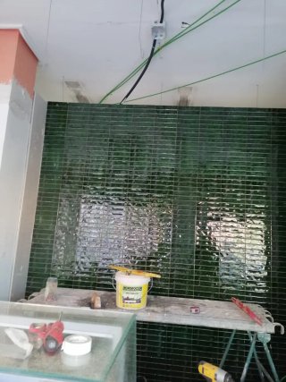 Servicios de alicatado y chapado