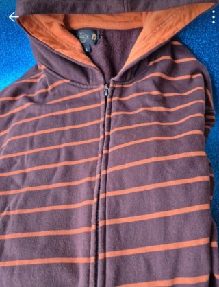 Sudadera vintage marrón con rayas naranjas