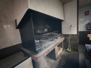 R-7940146 Traspaso de reconocido Bar / Restaurante
