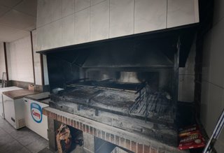 R-7940146 Traspaso de reconocido Bar / Restaurante