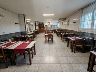 R-7940146 Traspaso de reconocido Bar / Restaurante