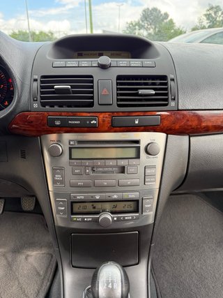 Toyota Avensis 2005