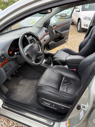 Toyota Avensis 2005