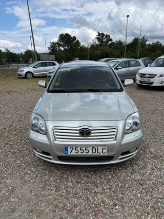 Toyota Avensis 2005