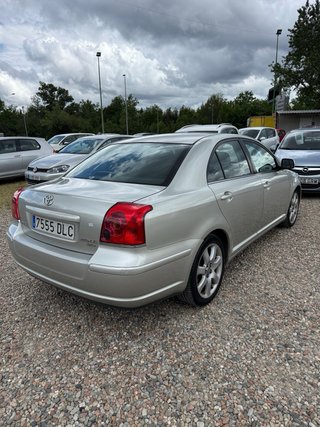 Toyota Avensis 2005