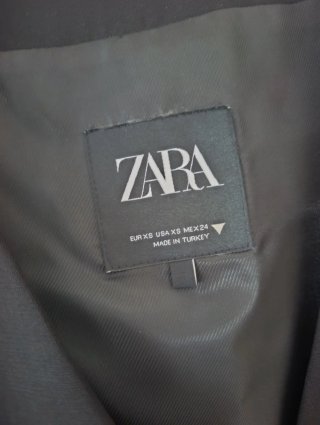 Chaleco negro Zara Talla XS
