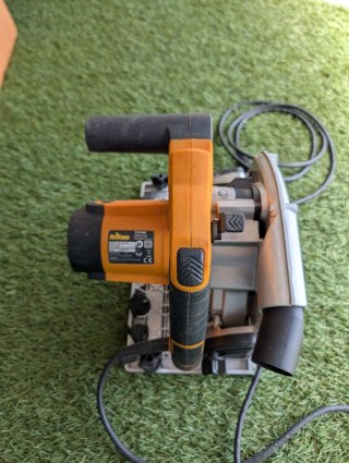 Sierra de incisión Triton 1400W