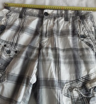 2 Pantalones y 1 bañador ( precio por unidad )