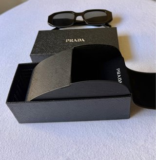 Gafas de sol negros