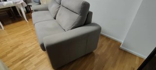 Sofá 2 plazas gris tela