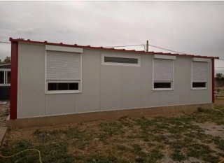 Viviendas con panel sándwich fijas o móviles