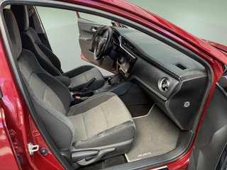 Toyota Auris 1.8 140H Hybrid Active (Business Plus)