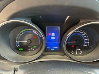 Toyota Auris 1.8 140H Hybrid Active (Business Plus)