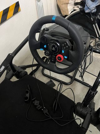 Cockpit Next Level Racing GT Lite más Volante G29