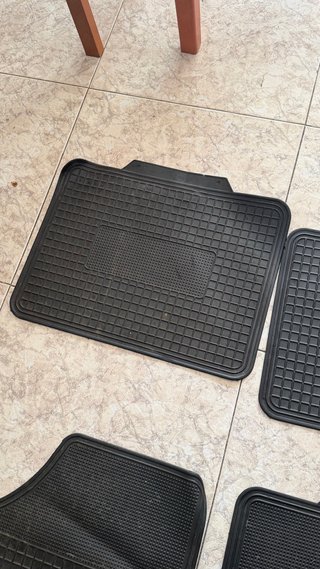 Pack 4 alfombrillas coche goma
