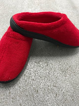 Zapatillas de casa rojas