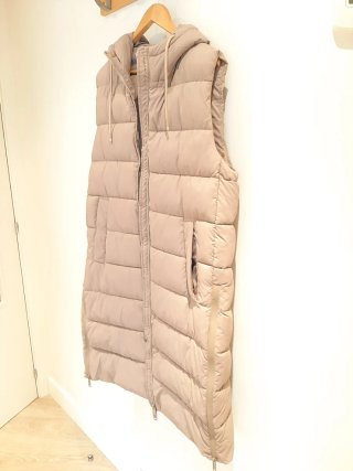 Chaleco largo Guess beige talla L