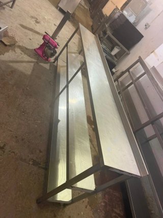 Mesa de acero inoxidable