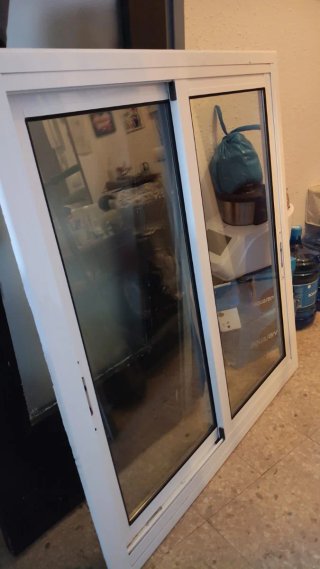 Ventana corredera aluminio blanca