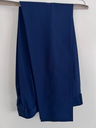 Traje italiano azul hombre