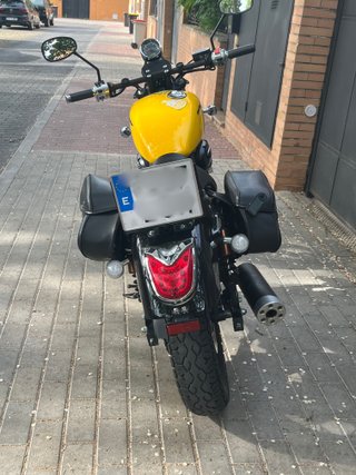 Macbor Rockster Flat 125cc - 3.900 kms Año: 2023