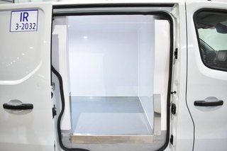 Renault Trafic FURGÓN IR 3000 KG L2H1 2.0 DCI 130 CV ISOTERMO REFORZADO